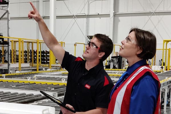 automated warehouse consultant with operation manager